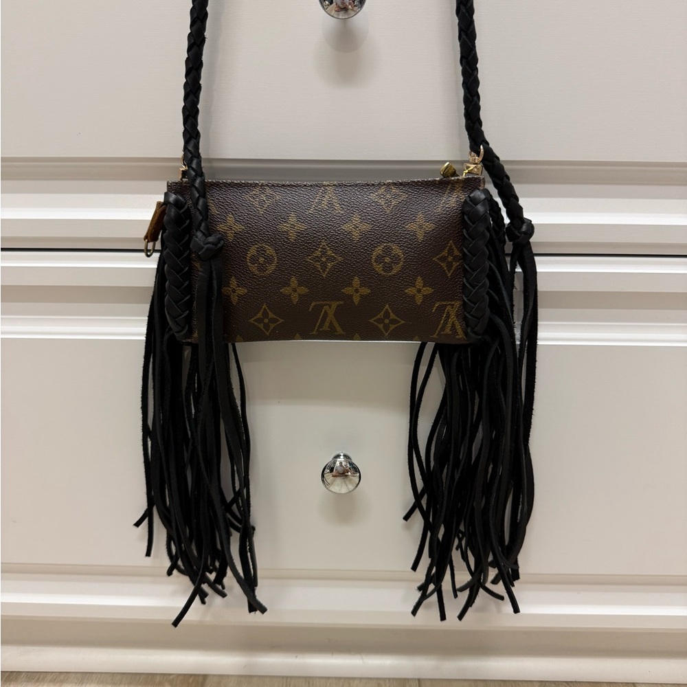 Louis Vuitton Fringe bag